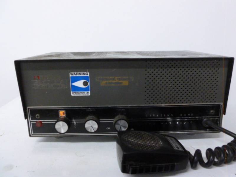 lot 145 image: Vintage Two Way Radio
