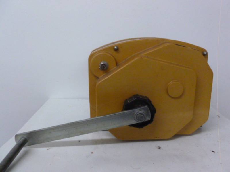 lot 146 image: Winch