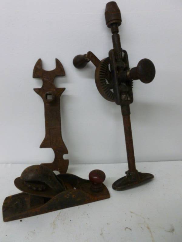 lot 148 image: Vintage Tools