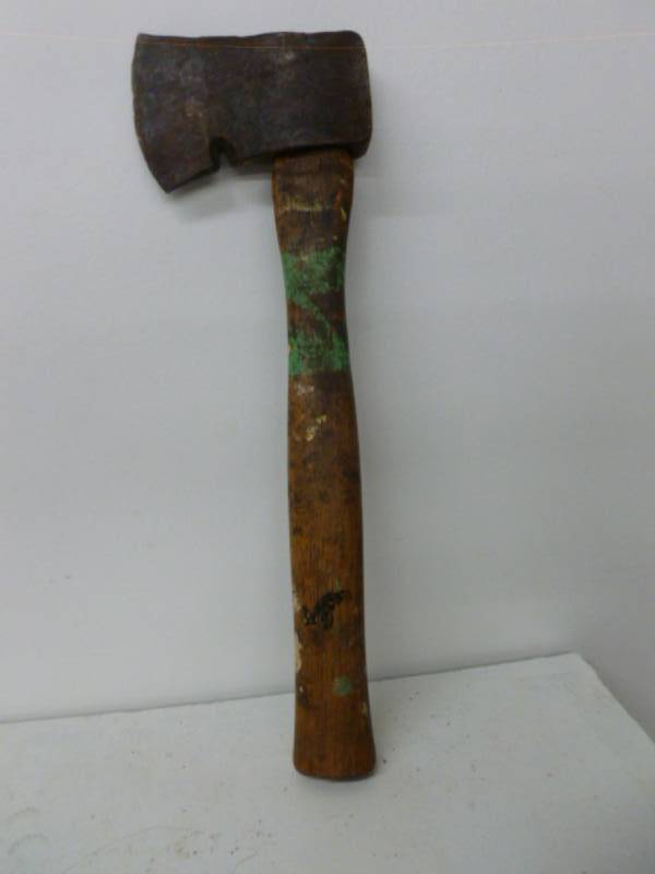 lot 160 image: Vintage Camp Ax