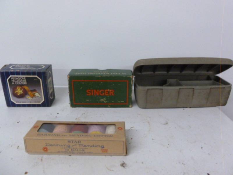 lot 170 image: Sewing Items