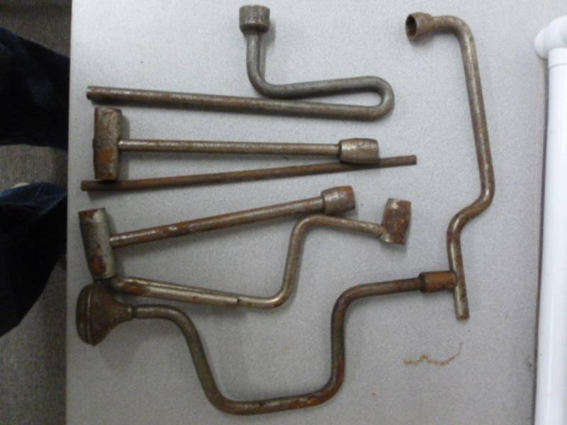 lot 181 image: Vintage Tools