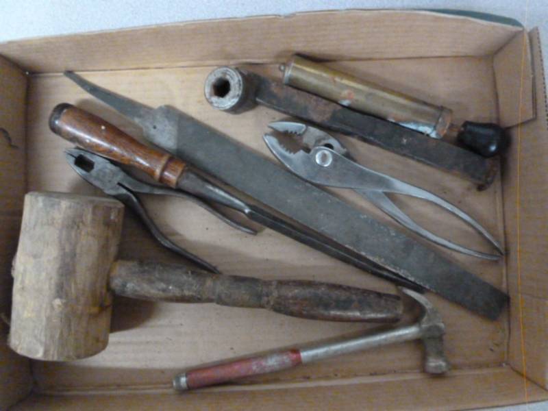 lot 182 image: Tools