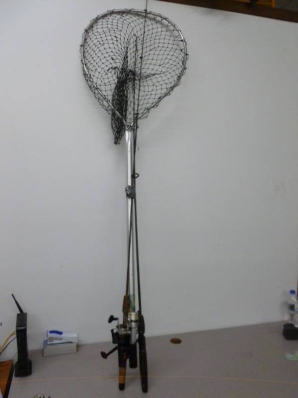 lot 194 image: Fishing Items