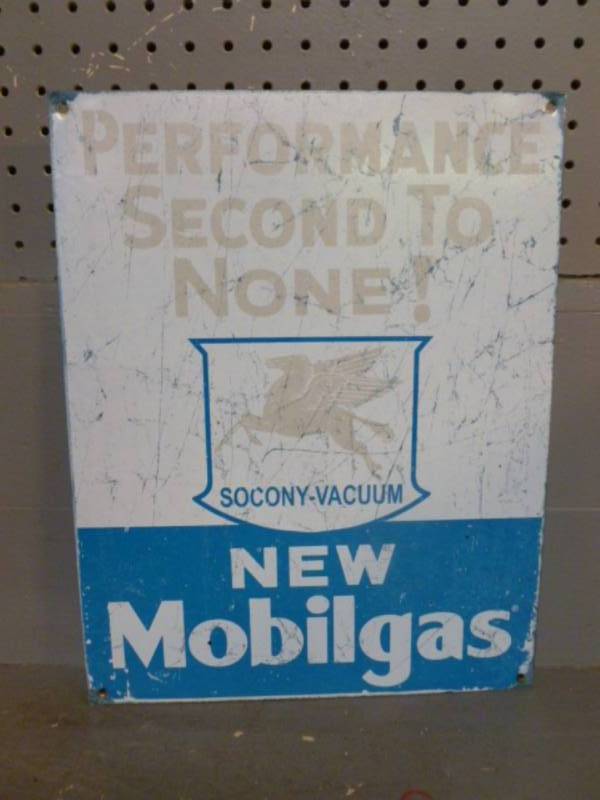 lot 21 image: Sign