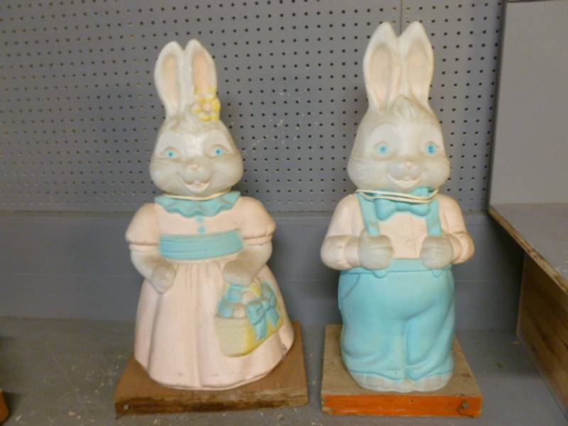 lot 68 image: Blow Molds