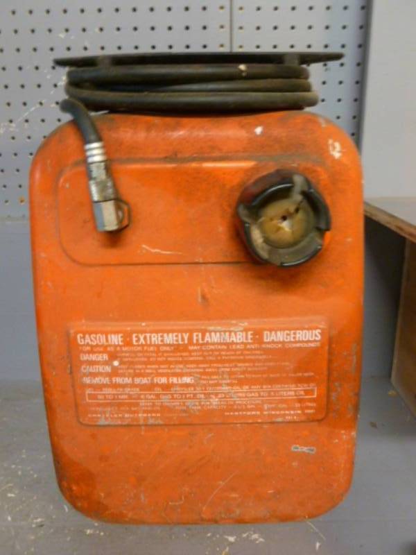 lot 77 image: Boat Gas Tank
