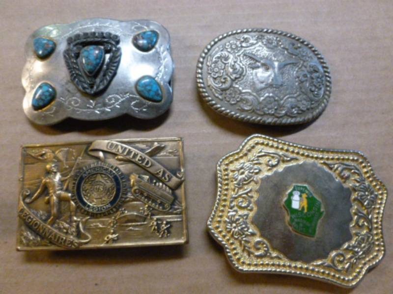 lot 120 image: Collectible Belt Buckles