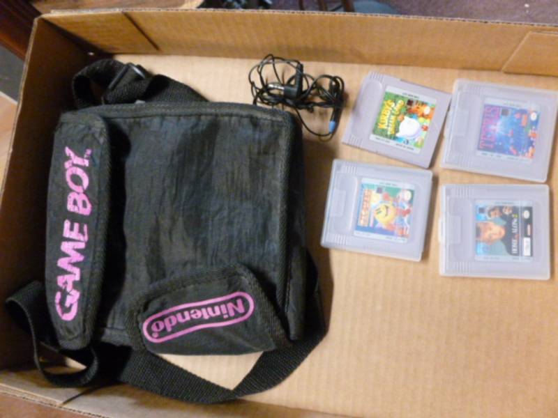 lot 133 image: Nintendo Gameboy