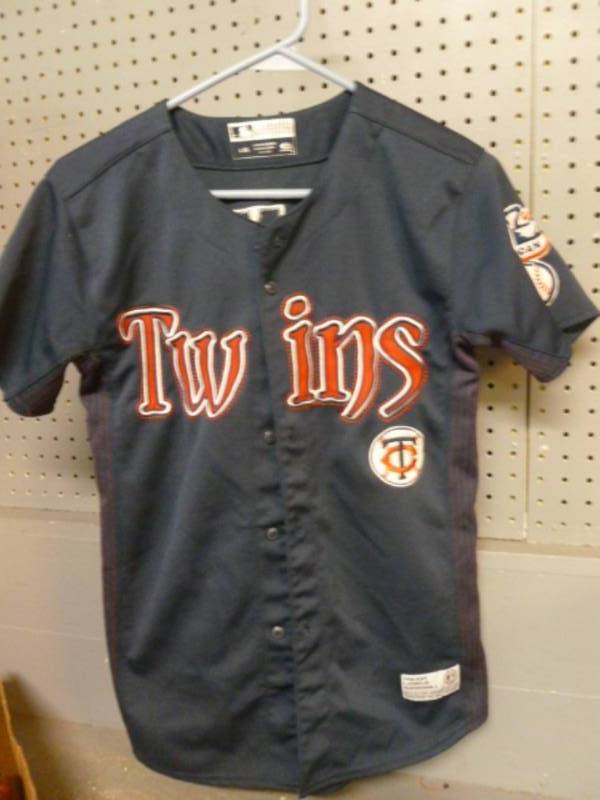 lot 135 image: Sports Jersey