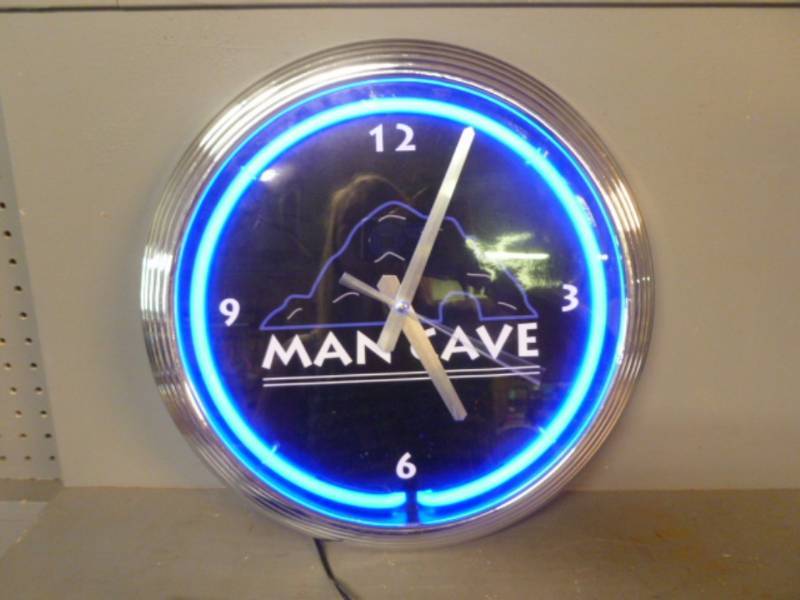 lot 150 image: Neon Clock