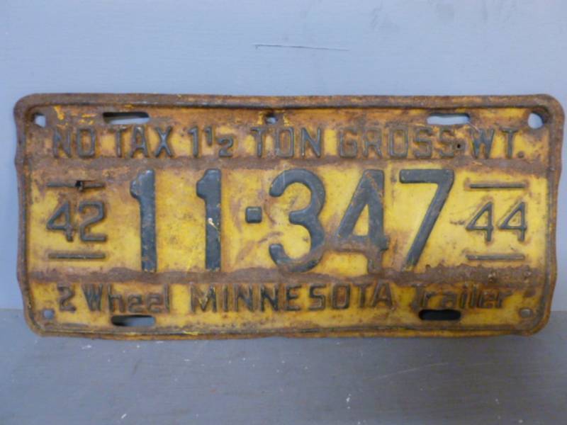 lot 156 image: Vintage License Plate
