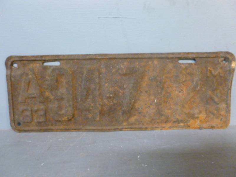 lot 157 image: Vintage License Plate