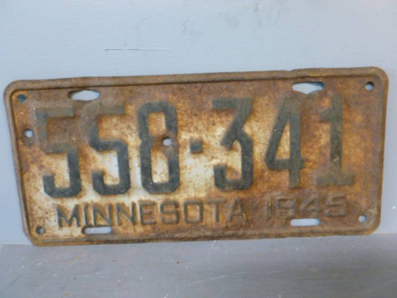lot 168 image: Vintage License Plate