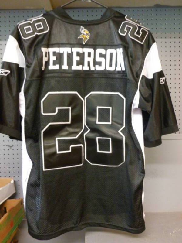 lot 195 image: Sports Jersey