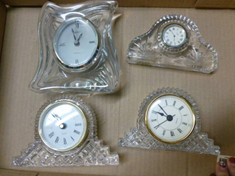 lot 246 image: Clocks