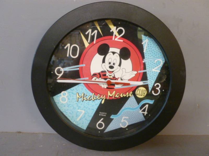 lot 247 image: Mickey Mouse Collectible