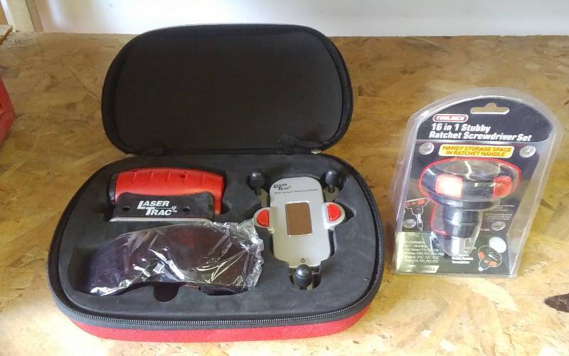 lot 41 image: Craftsman Laser Track & New Ratchet Screwdriver Set