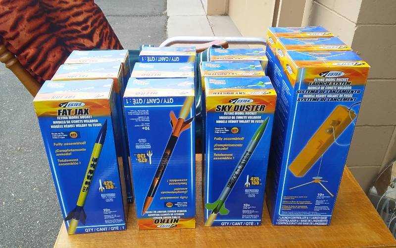 lot 52 image: Lot Of 9-Estes Model Rockets, 3-Launch Systems