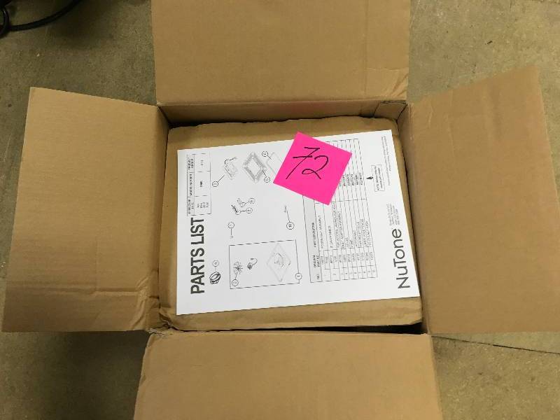 Nutone 70 CFM Ceiling Exhaust Fan with Light, White Grille and Bulb in good conditions