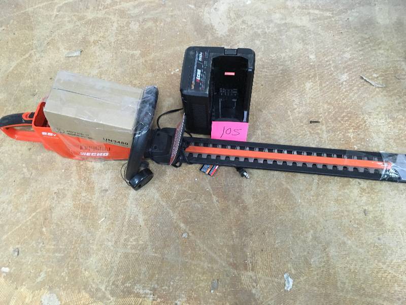 ECHO 24 in. 58-Volt Lithium-Ion Brushless Cordless Hedge Trimmer - 2.0 Ah Battery and Charger Included in working conditions