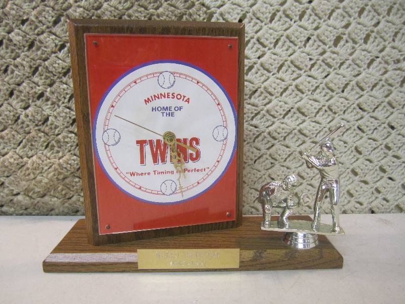 lot 40 image: Minnesota Twins World Champion 1987...