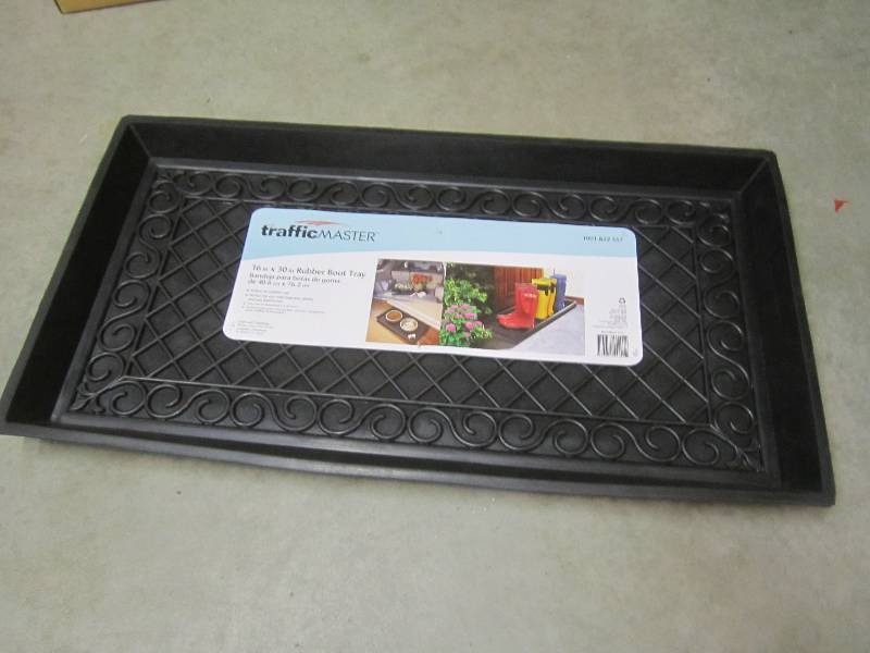lot 57 image: Traffic Master 16 x 30 Rubber Boo...