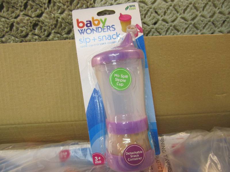 lot 65 image: Case of 24 Baby Wonders Sip  Snack...