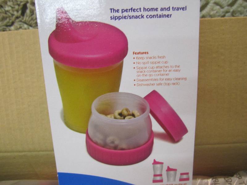 lot 67 image: Case of 24 Baby Wonders Sip  Snack...