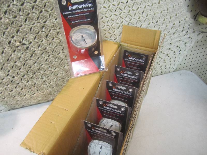 lot 76 image: Case of 6 Grill Parts Pro Premium T...