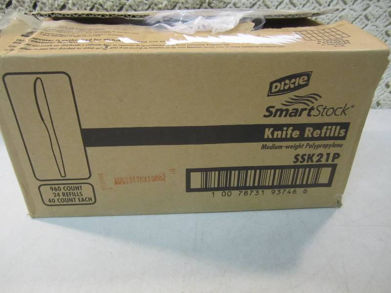 lot 123 image: Case of 960 Medium Weight Plastic K...