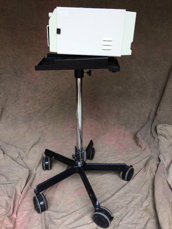 lot 9 image: Respironics BiPAP St-d 30 Ventilator Support System With Stand - Aids Oxygenation & Ventilation in cases of Sleep Apnea or Ventilatory Muscle Fatigue