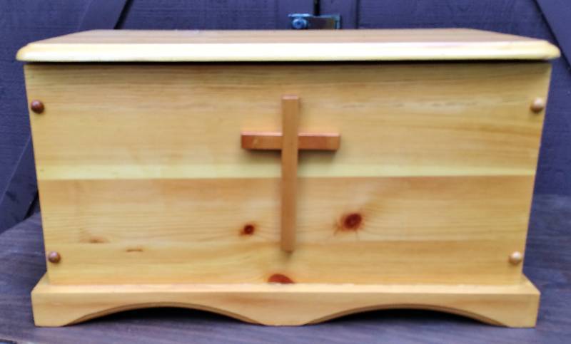 lot 3 image: Specialty Hand Crafted Religious Cross Cedar Storage Chest Hope Blanket Box Wooden Trunk