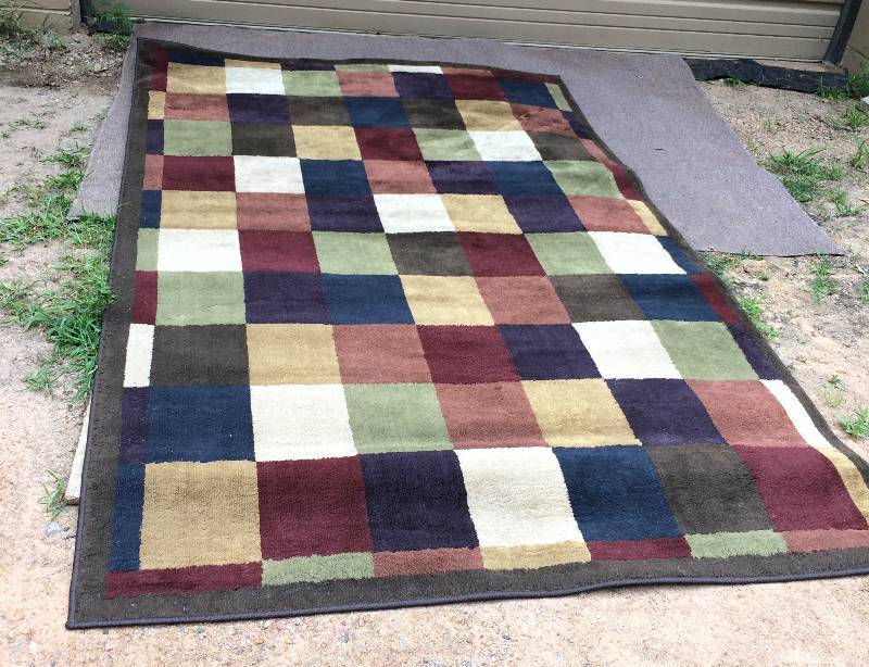 lot 14 image: Excellent Condition Multi Color Contemporary Geometric Squares Area Rug Carpet Floor Covering - No Wear To Edges - No Stains