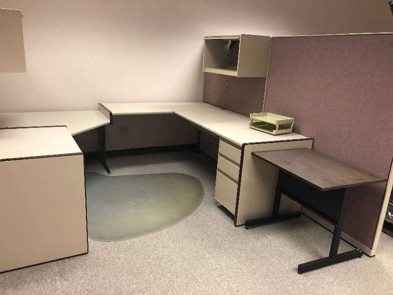 Workstation-Cubicle furniture Set includes 1 cubicle wall only  all pieces in good condition  mut bring own tools and help to take down and load