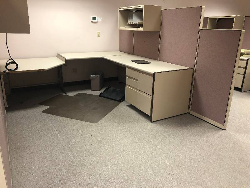 Workstation-Cubicle furniture Set includes 1 cubicle wall only  all pieces in good condition  mut bring own tools and help to take down and load
