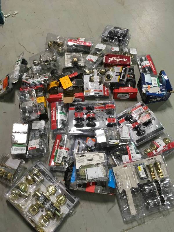 HUGE MIX LOT OF KWIKSET & MISC, LOCKS NOT TESTED