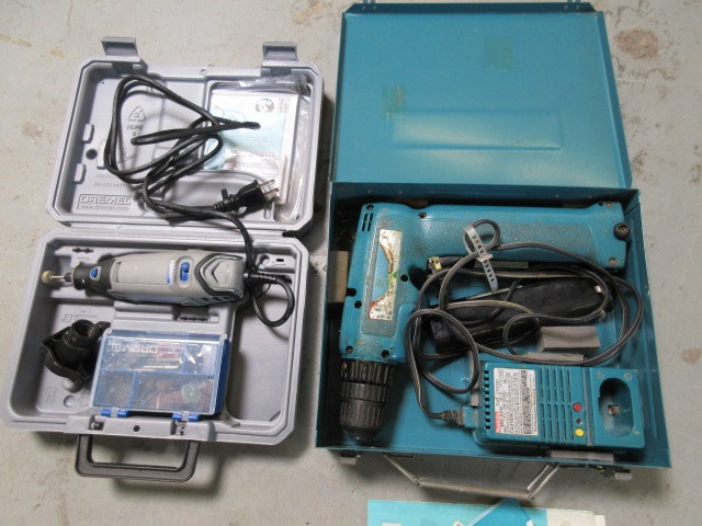 lot 115 image: MAKITA CORDLESS DRIVER DRILL AND DEMEL 3000
