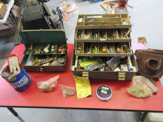 lot 126 image: TACKLE BOXES AND LURES