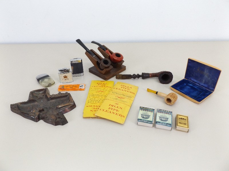 lot 4 image: Lot of Vintage Lighters, Pipes, and Accessories