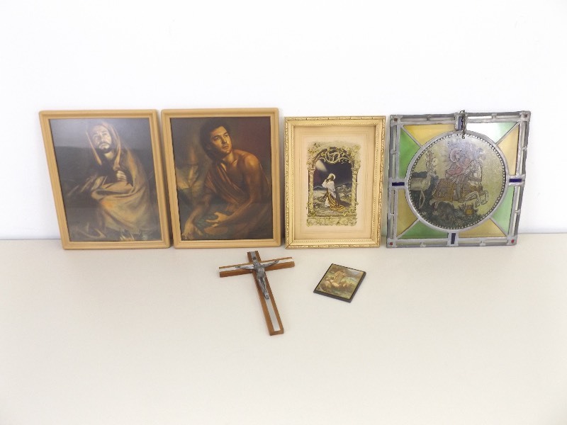 lot 37 image: Lot of Religious Crucifixes, Pictures, and Stained Glass