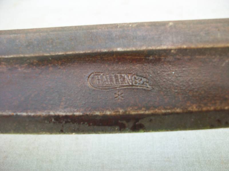 lot 7 image: Draw Knife