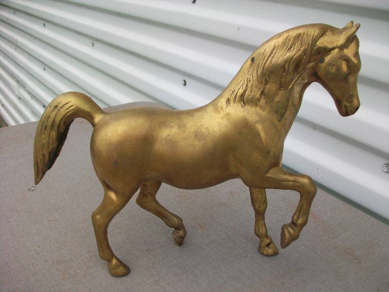 lot 17 image: Brass Horses