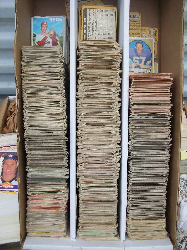 lot 47 image: Sports Cards