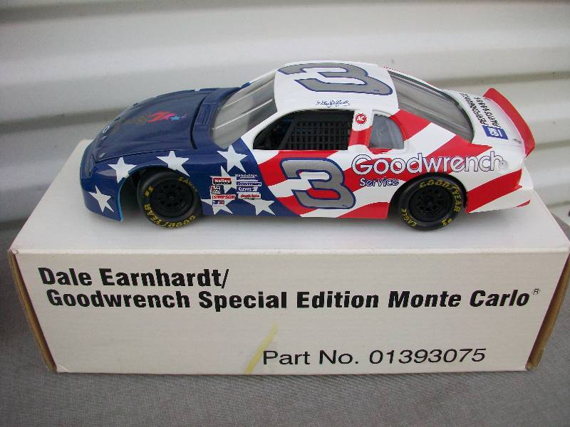 lot 86 image: Dale Earnhardt Toy Cars