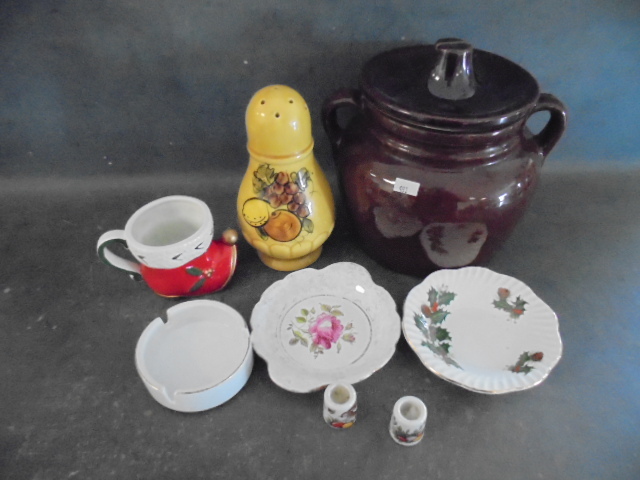 lot 34 image: Vintage Housewares
