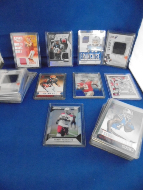 lot 62 image: NFL Jersey Cards and Rookie Cards