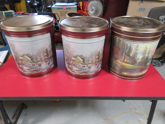 lot 230 image: 3 POPCORN TINS AND ORNAMENTS