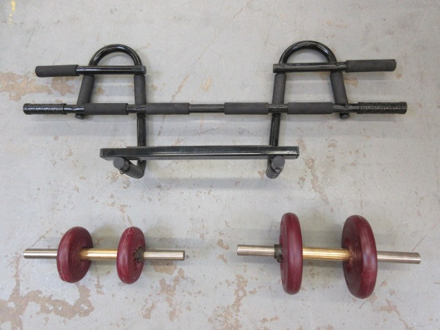 lot 245 image: EXERCISE EQUIPMENT