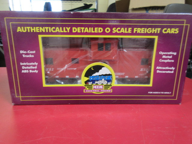 lot 269 image: NEW M.T.H. O SCALE ELECTRIC EXTENDED VISION CABOOSE